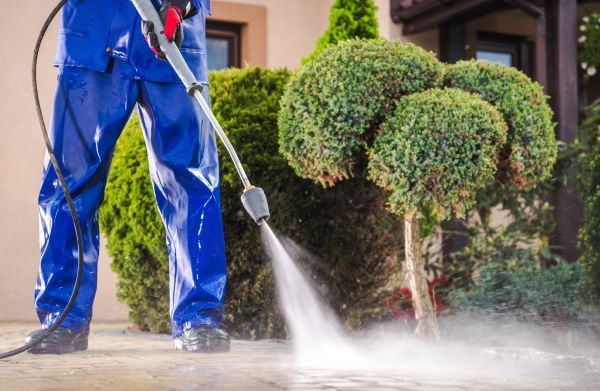 Driveway Cleaning in Fort Myers