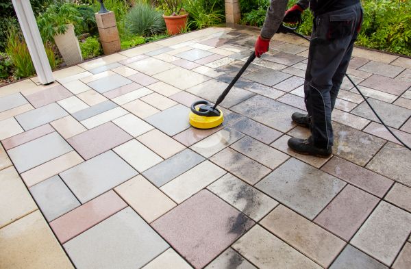 Patio Washing in Fort Myers