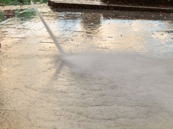 Pavement Cleaning Service in Fort Myers