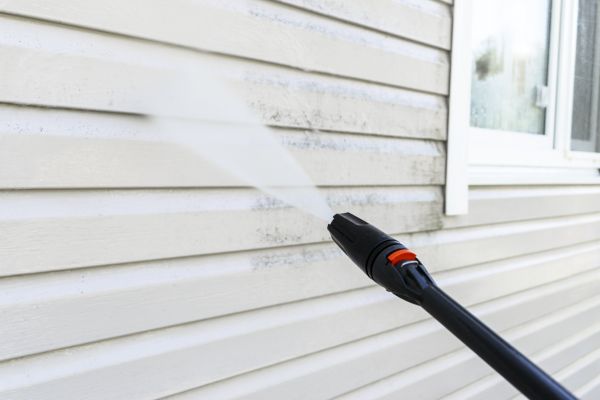 Vinyl Siding Washing in Fort Myers