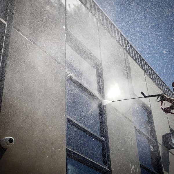 Exterior Building Washing in Fort Myers
