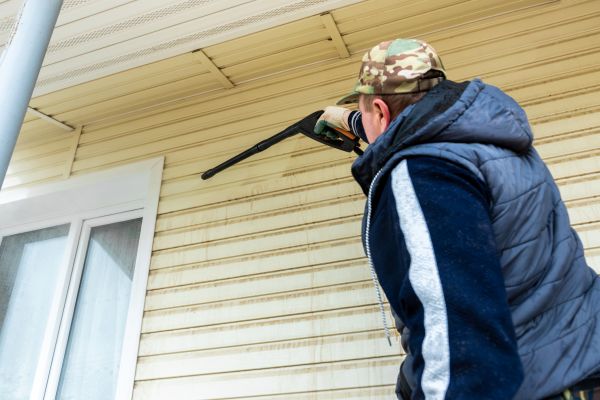 Vinyl Siding Pressure Cleaning in Fort Myers