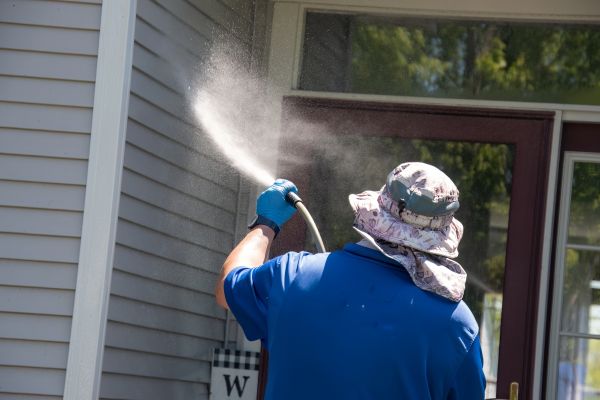 Siding Pressure Washing in Fort Myers