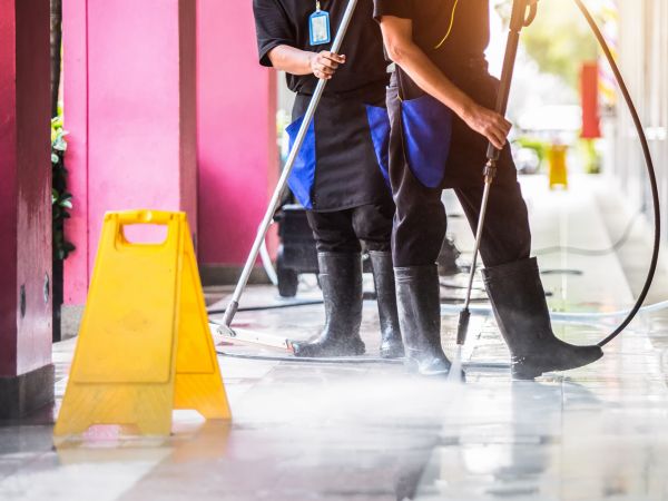Store Powerwashing in Fort Myers